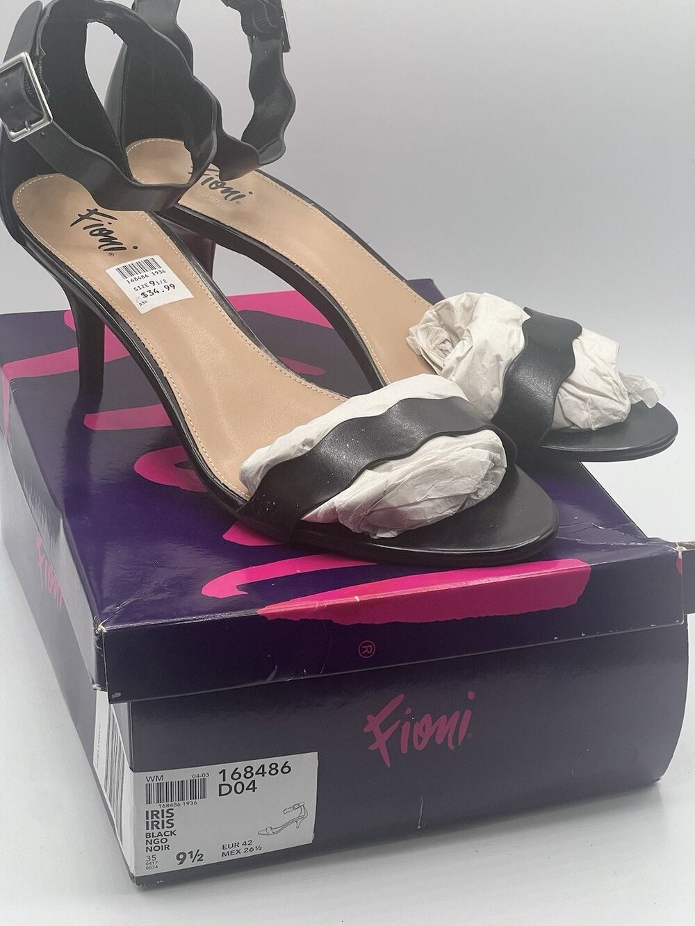 Fioni Iris Black Strappy Dress Shoes Kitten Heel Pump Womens Size 9.5